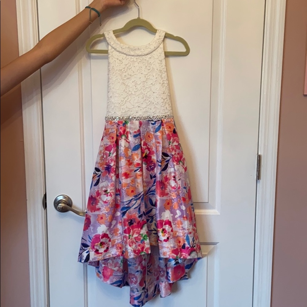Girls dress